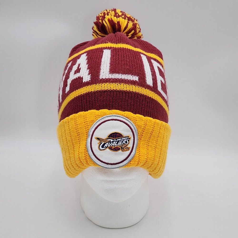 Cleveland Cavaliers Mitchell & Ness Beanie‎ Winter Pom Cap NBA Maroon Yellow